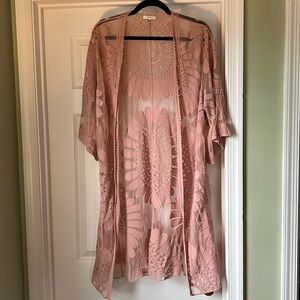 Jodifl dusty pink lace kimono, S/M